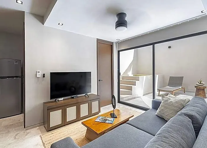Hotel Bakal By Lockey 3*