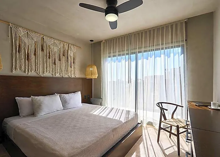 Hotel Bakal By Lockey 3*